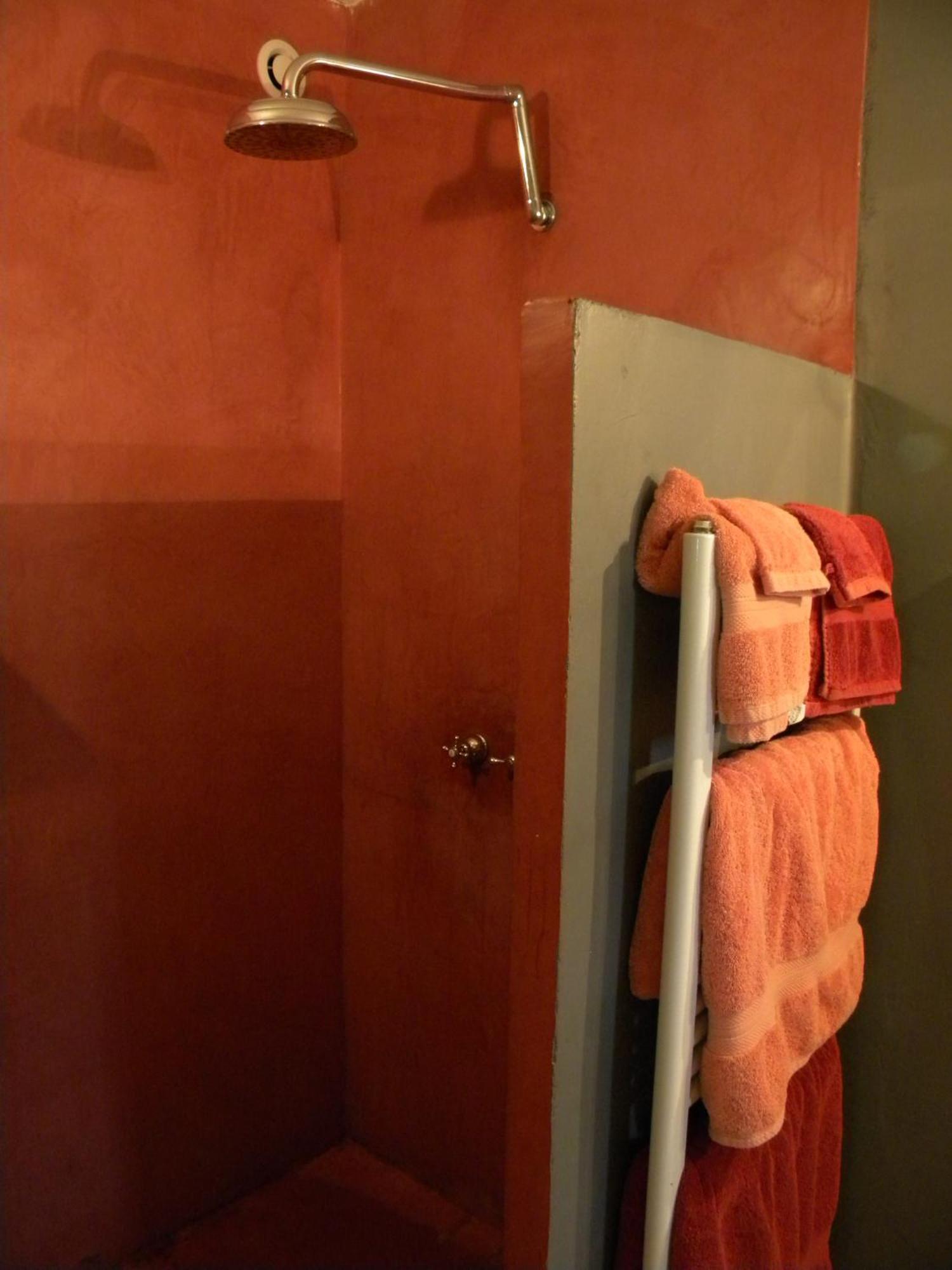 Le Mas Perreal Saint-Saturnin-d'Apt Zimmer foto
